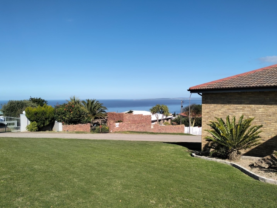 To Let 2 Bedroom Property for Rent in Dana Bay Western Cape